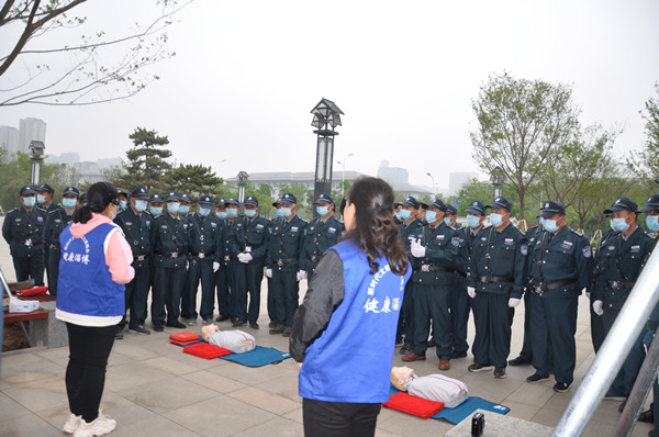 2、2021年4月23日，市120，在齊盛湖開展急救培訓(xùn)活動(dòng)_副本.jpg