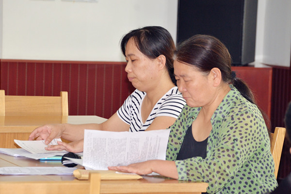 用心護(hù)理查房 確保護(hù)理質(zhì)量——張店區(qū)人民護(hù)理部開展護(hù)理模擬查房1_副本.jpg