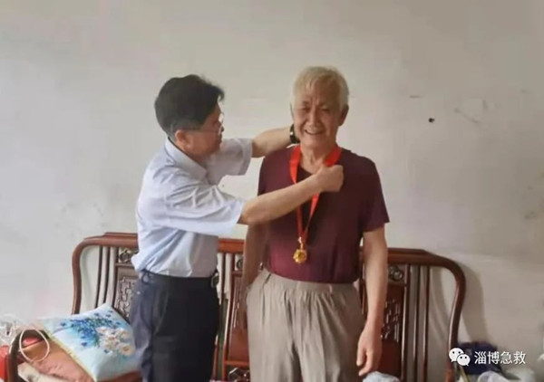 光榮在黨50年_副本.jpg